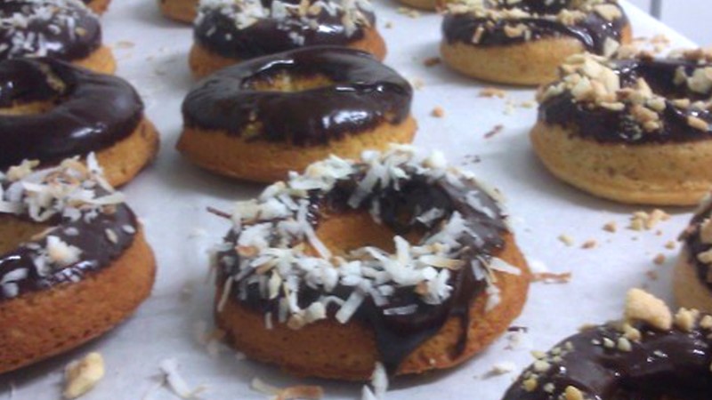 Karl's Cookies Donuts c